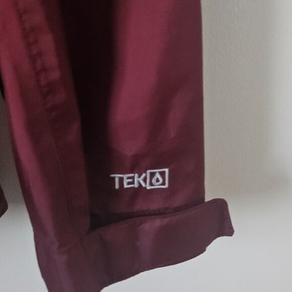 L.L. Bean Burgundy Trail Model Rain Jacket Size XL - Picture 12 of 14